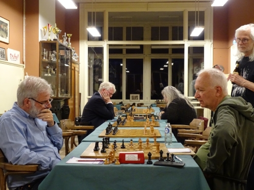 • Koninklijk 's-Gravenhaags Schaakgenootschap Discendo Discimus